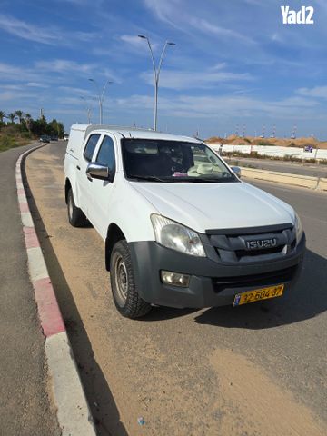 מודעת רכב איסוזו די-מקס