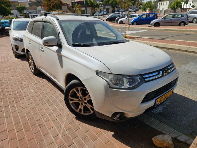 מודעת רכב מיצובישי אאוטלנדר