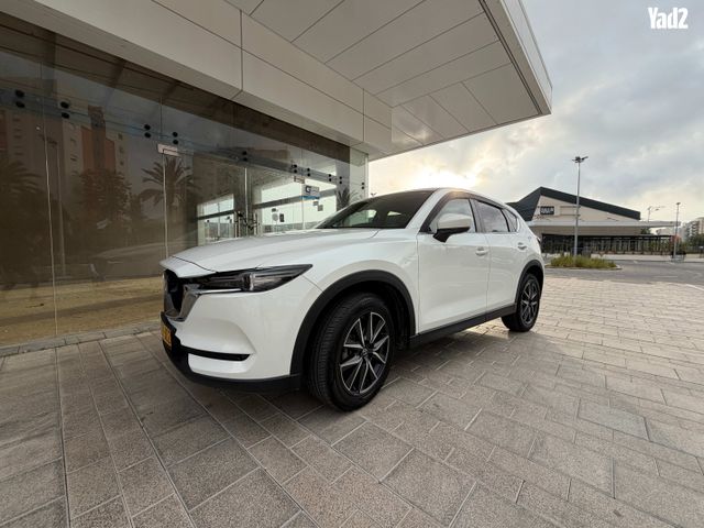 מודעת רכב מאזדה CX-5