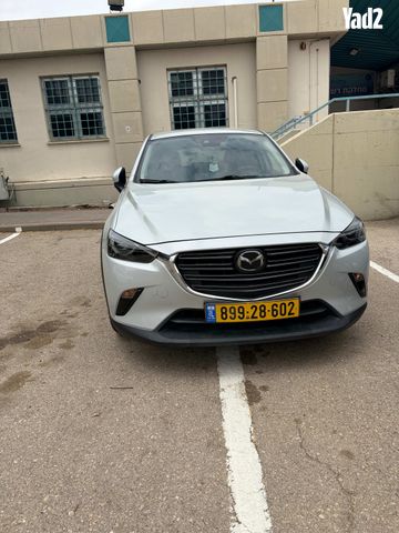 מודעת רכב מאזדה CX-3