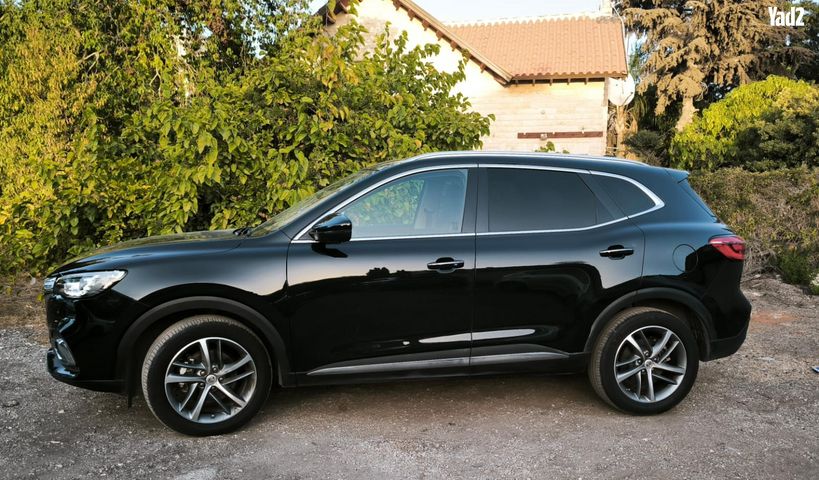 מודעת רכב אם ג'י EHS PHEV