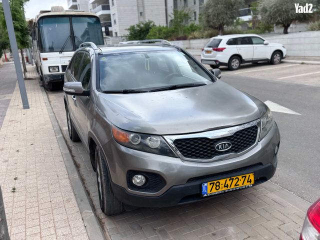 מודעת רכב קיה סורנטו 2