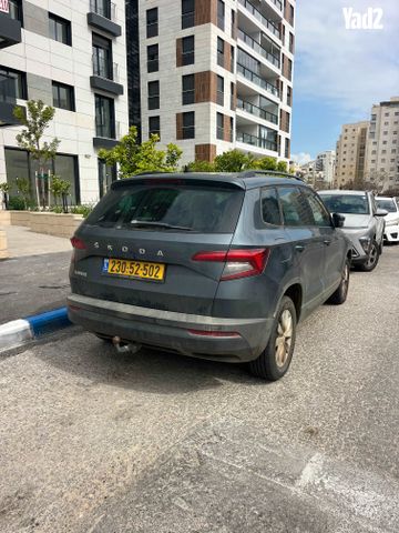 מודעת רכב סקודה קארוק 2