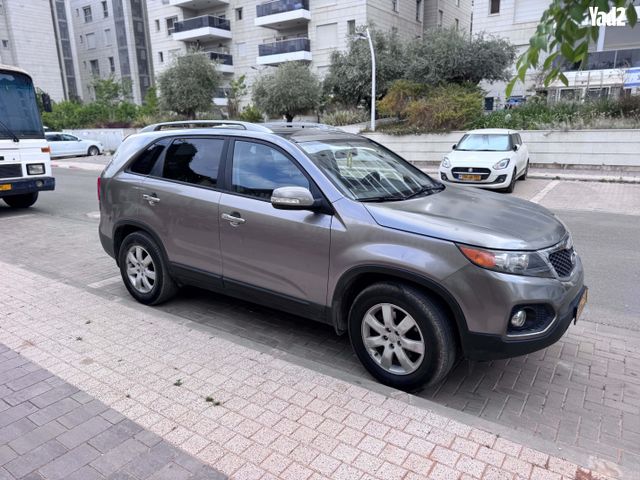 מודעת רכב קיה סורנטו