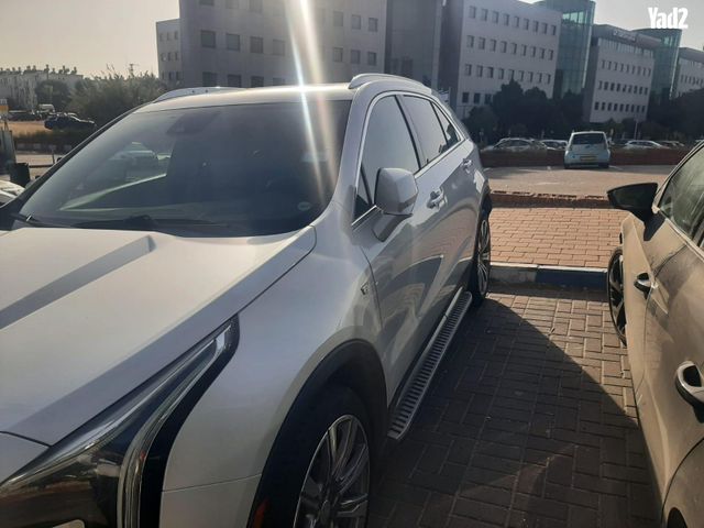 מודעת רכב קאדילק XT4