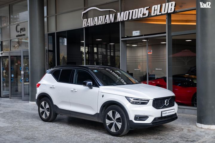 מודעת רכב וולוו XC40