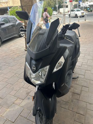 מודעת רכב סאן יאנג ג'וי מקס ספורט 125