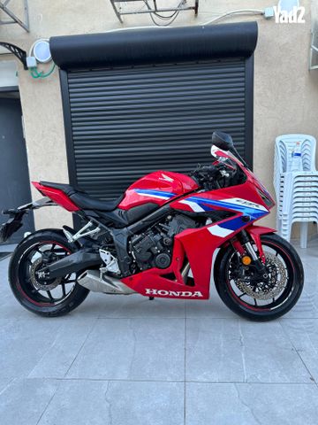 מודעת רכב הונדה CBR650R