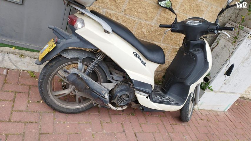 מודעת רכב פיג'ו טוויט 125