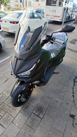 מודעת רכב סאן יאנג ג'וי-מקס Z-250