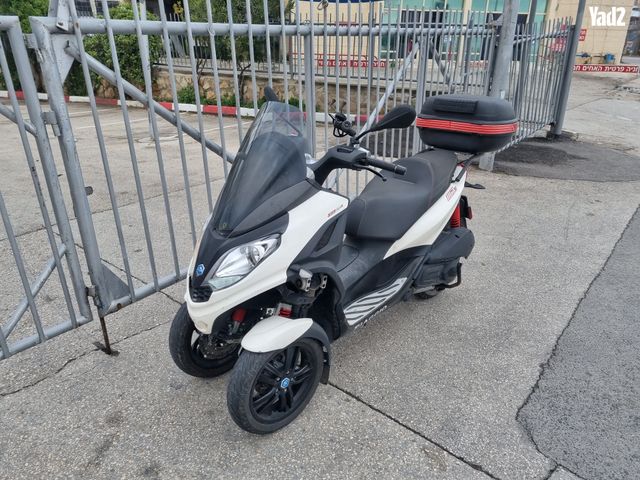 מודעת רכב פיאג'ו MP3 300 HPE 