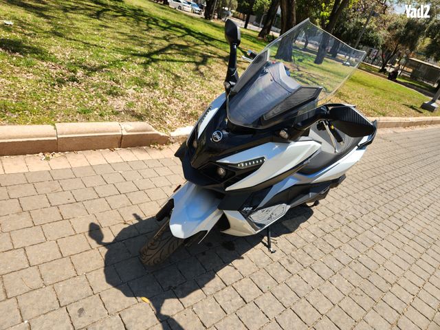מודעת רכב סאן יאנג קרוזים 300 אלפא