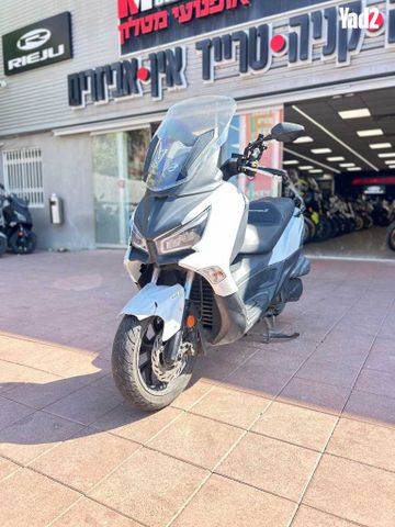 מודעת רכב סאן יאנג ג'וי-מקס 125