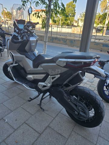 מודעת רכב הונדה X-ADV750