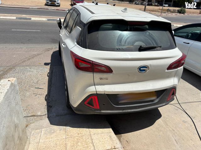 מודעת רכב ג'י.איי.סי GE3