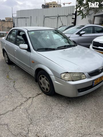 מודעת רכב מאזדה 323