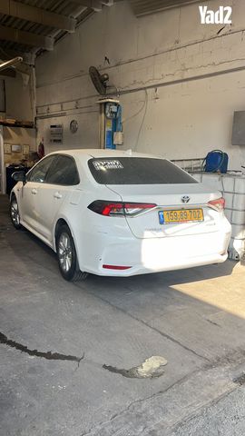 מודעת רכב טויוטה קורולה