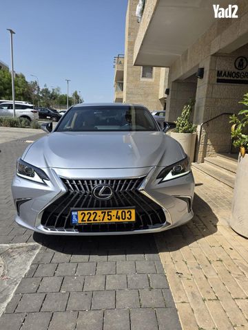 מודעת רכב לקסוס ES 1