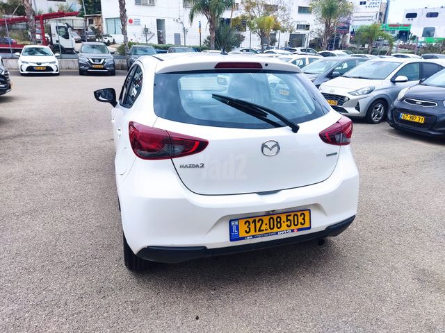מודעת רכב מאזדה 2 2
