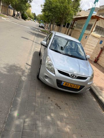מודעת רכב יונדאי i20