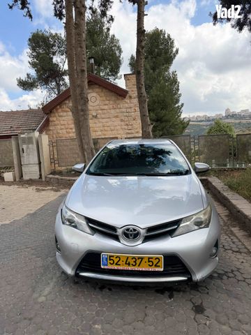 מודעת רכב טויוטה אוריס