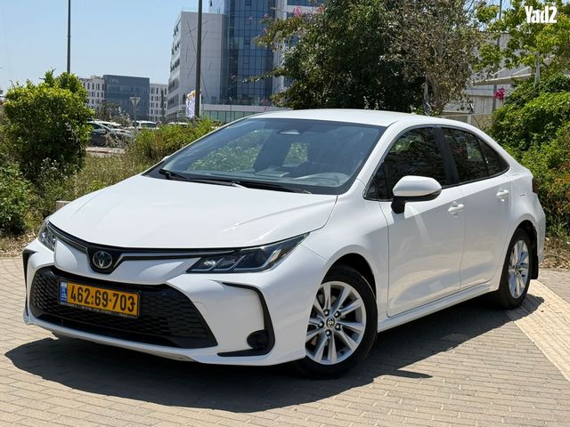 מודעת רכב טויוטה קורולה