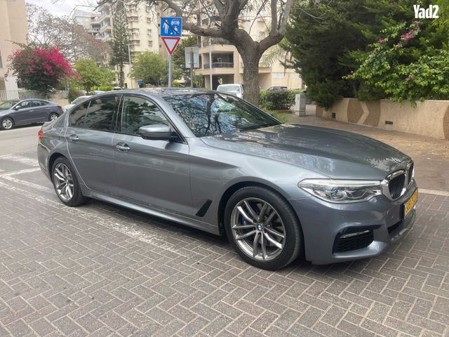 מודעת רכב ב מ וו סדרה 5
