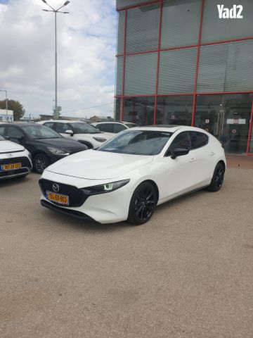 מודעת רכב מאזדה 3