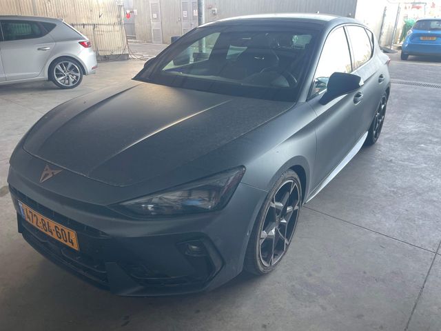 מודעת רכב קופרה לאון