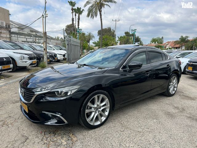 מודעת רכב מאזדה 6