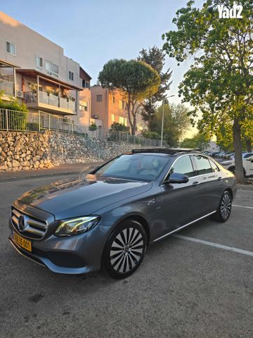 מודעת רכב מרצדס-בנץ E-class