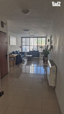 פרופ' נחום 8