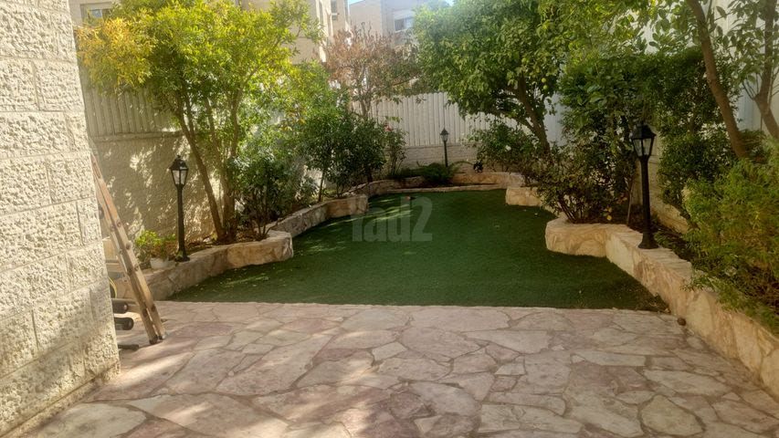 איש מצליח 