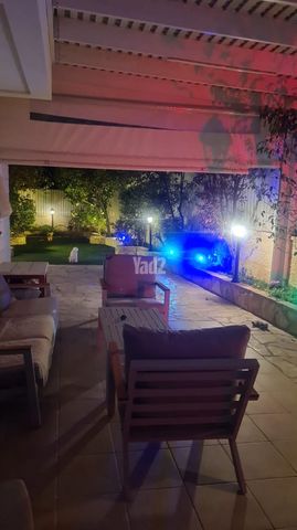 איש מצליח 