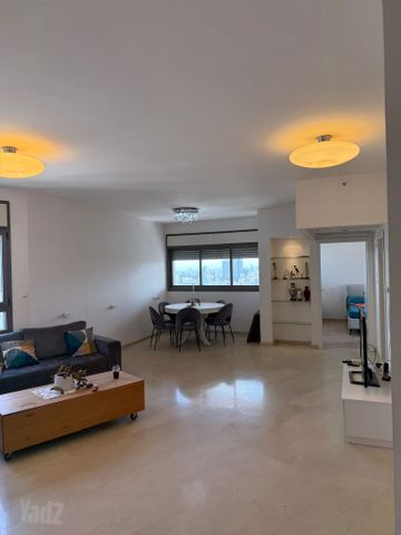 דירה למכירה בתל אביב יפו (תיווך) — 5