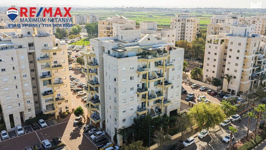 שדרות טום לנטוס 59