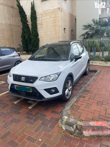 מודעת רכב סיאט ארונה