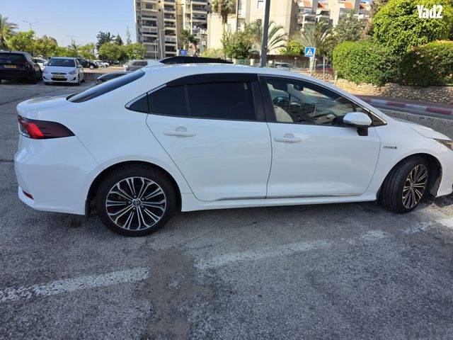 מודעת רכב טויוטה קורולה