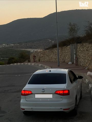 מודעת רכב פולקסווגן ג'טה 