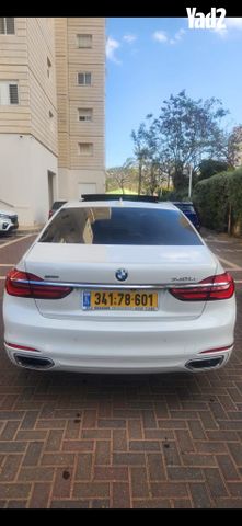 מודעת רכב ב מ וו סדרה 7