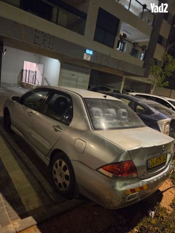 מודעת רכב מיצובישי לנסר