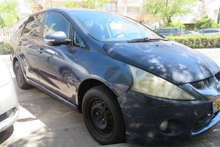 מודעת רכב מיצובישי גרנדיס
