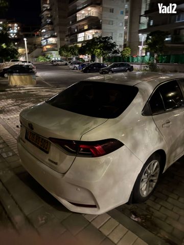 מודעת רכב טויוטה קורולה