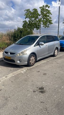 מודעת רכב מיצובישי גרנדיס