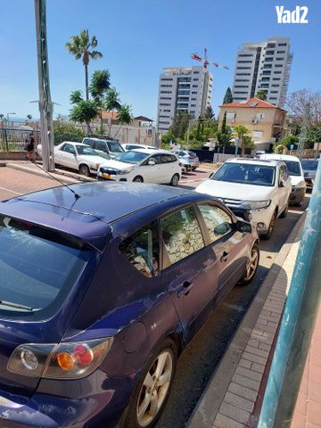 מודעת רכב מאזדה 3