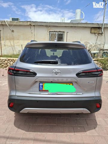 מודעת רכב טויוטה קורולה קרוס