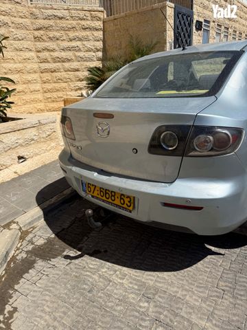 מודעת רכב מאזדה 3