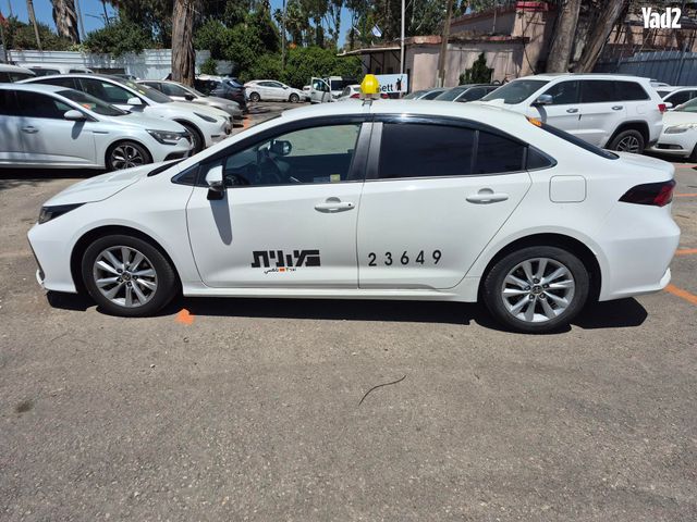 מודעת רכב טויוטה קורולה