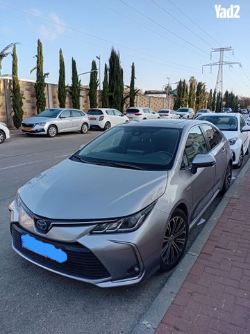 מודעת רכב טויוטה קורולה