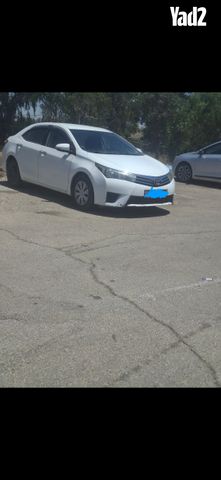 מודעת רכב טויוטה קורולה